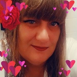 Meet your Posher, Tina